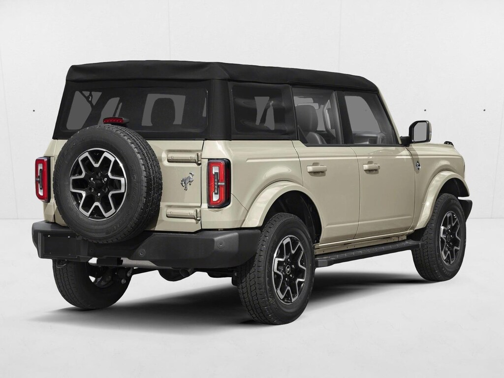 New 2026 Ford Bronco Outer Banks SUV