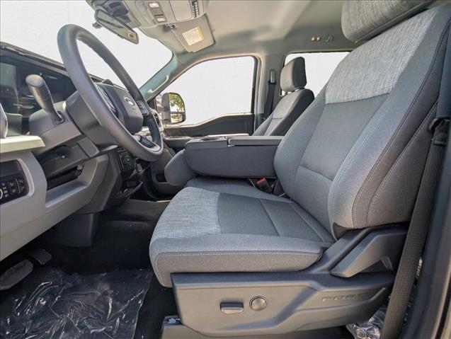 2026 Ford F-350 XLT photo 4