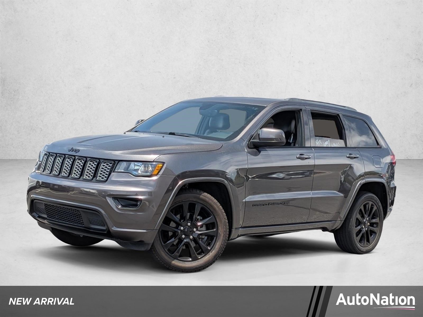 2019 Jeep Grand Cherokee Altitude 4WD's photo