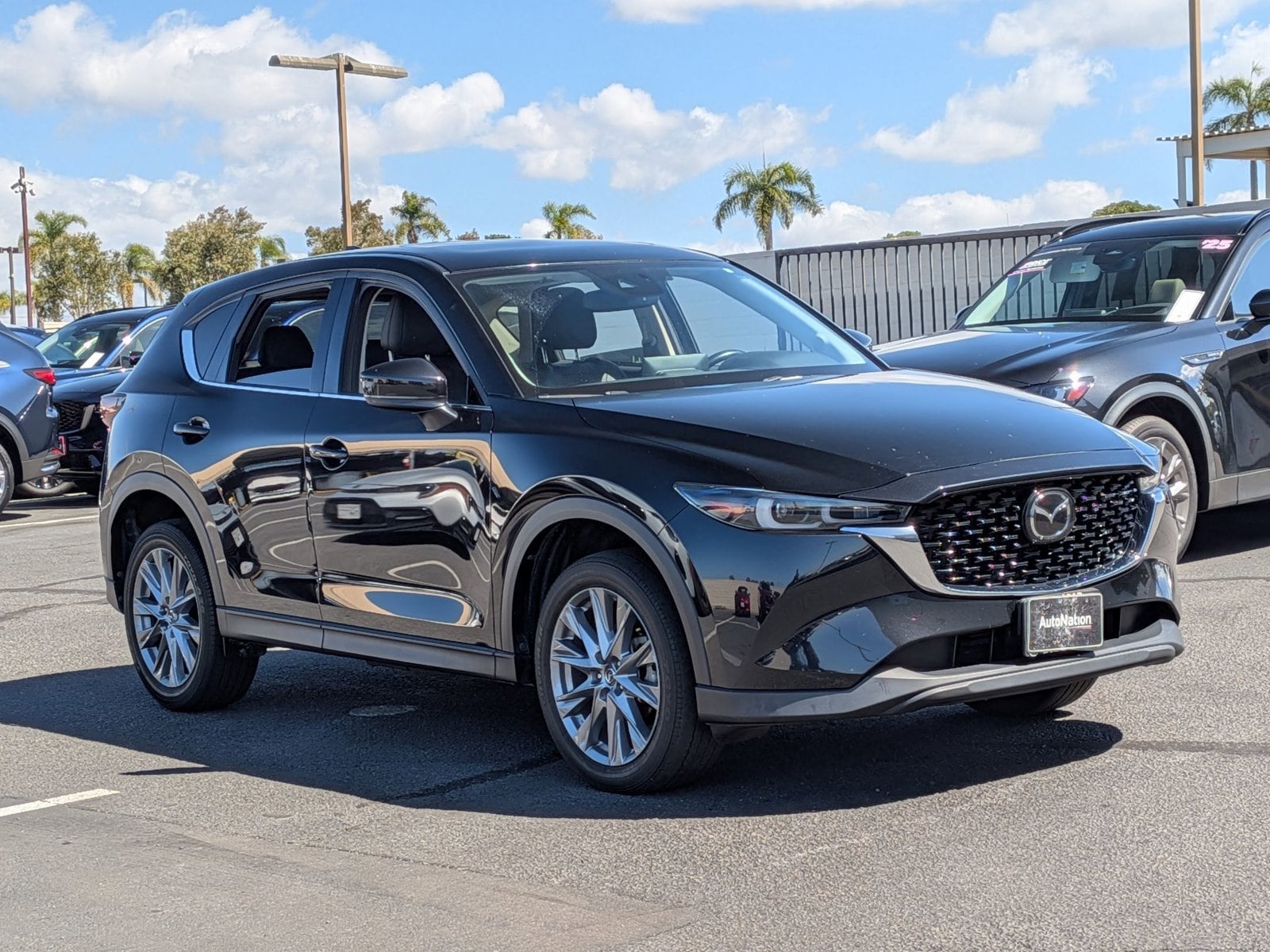 2023 Mazda CX-5 2.5 S Premium Package photo 3