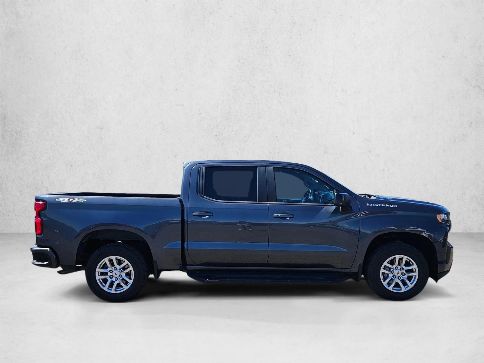 2020 Chevrolet Silverado 1500 RST photo 4