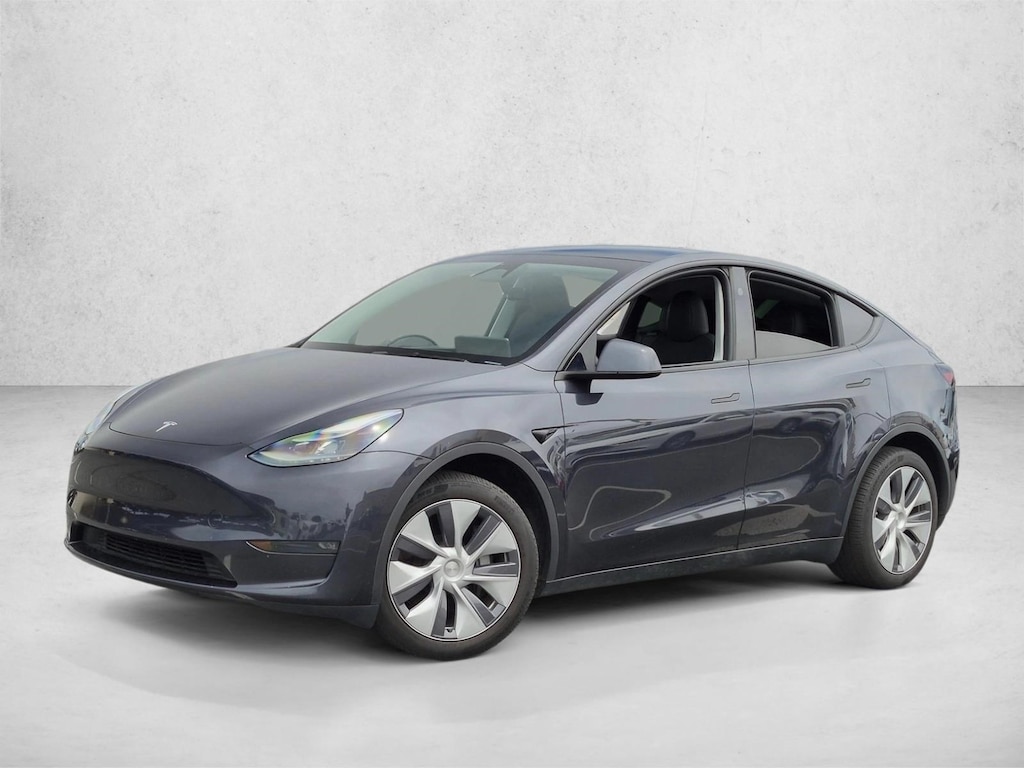 Used 2024 Tesla Model Y Long Range SUV