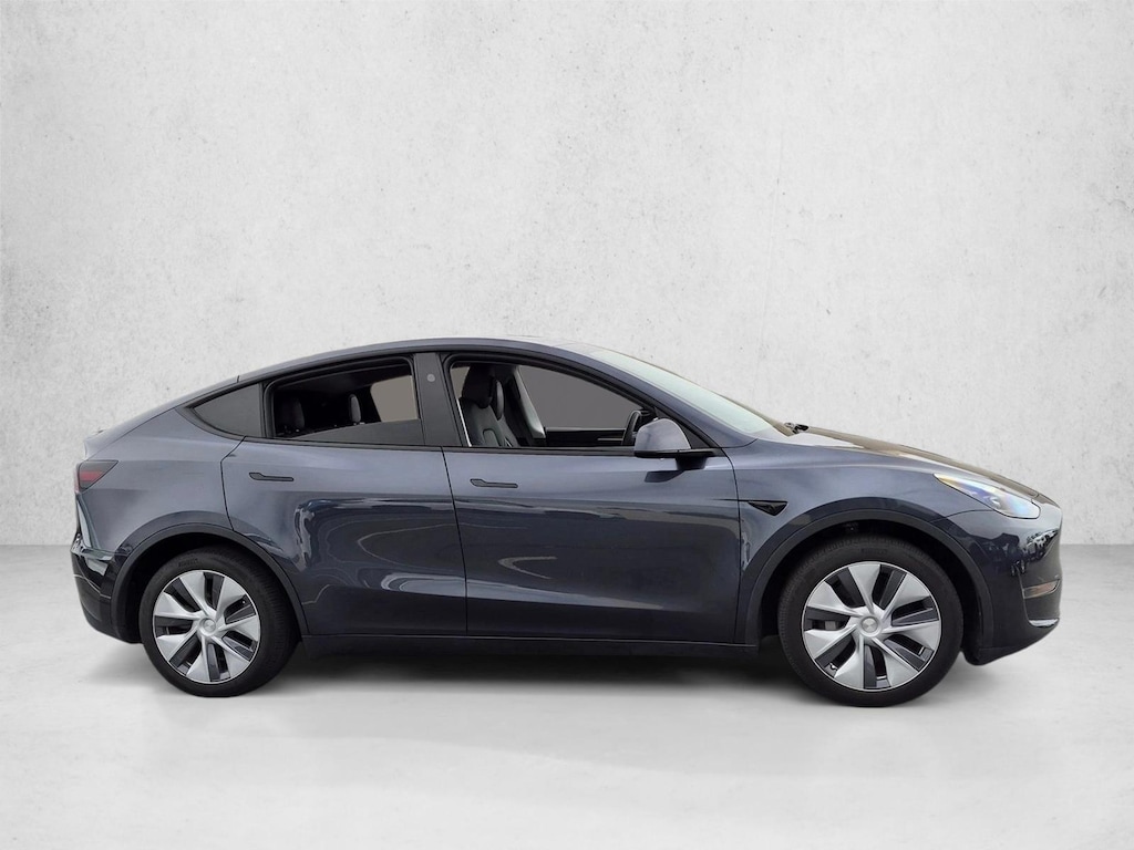 Used 2024 Tesla Model Y Long Range SUV