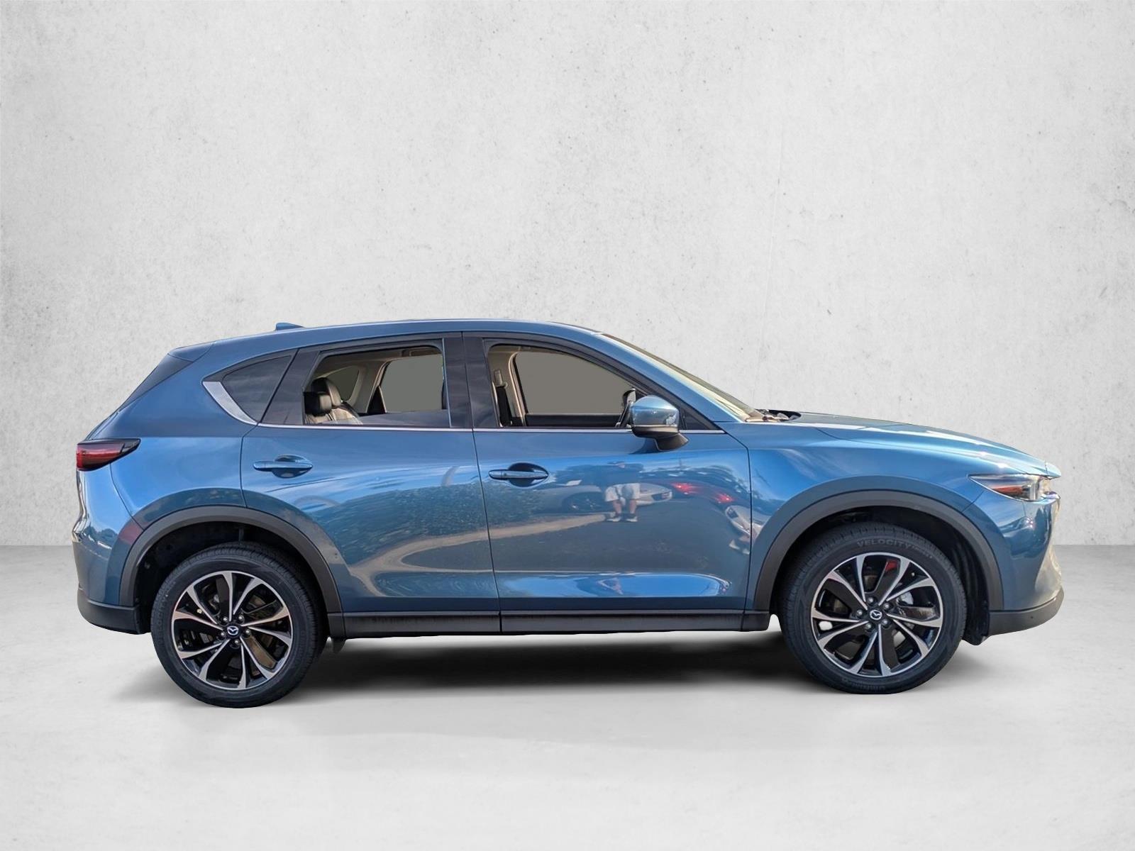 2023 Mazda CX-5 2.5 S Premium photo 4