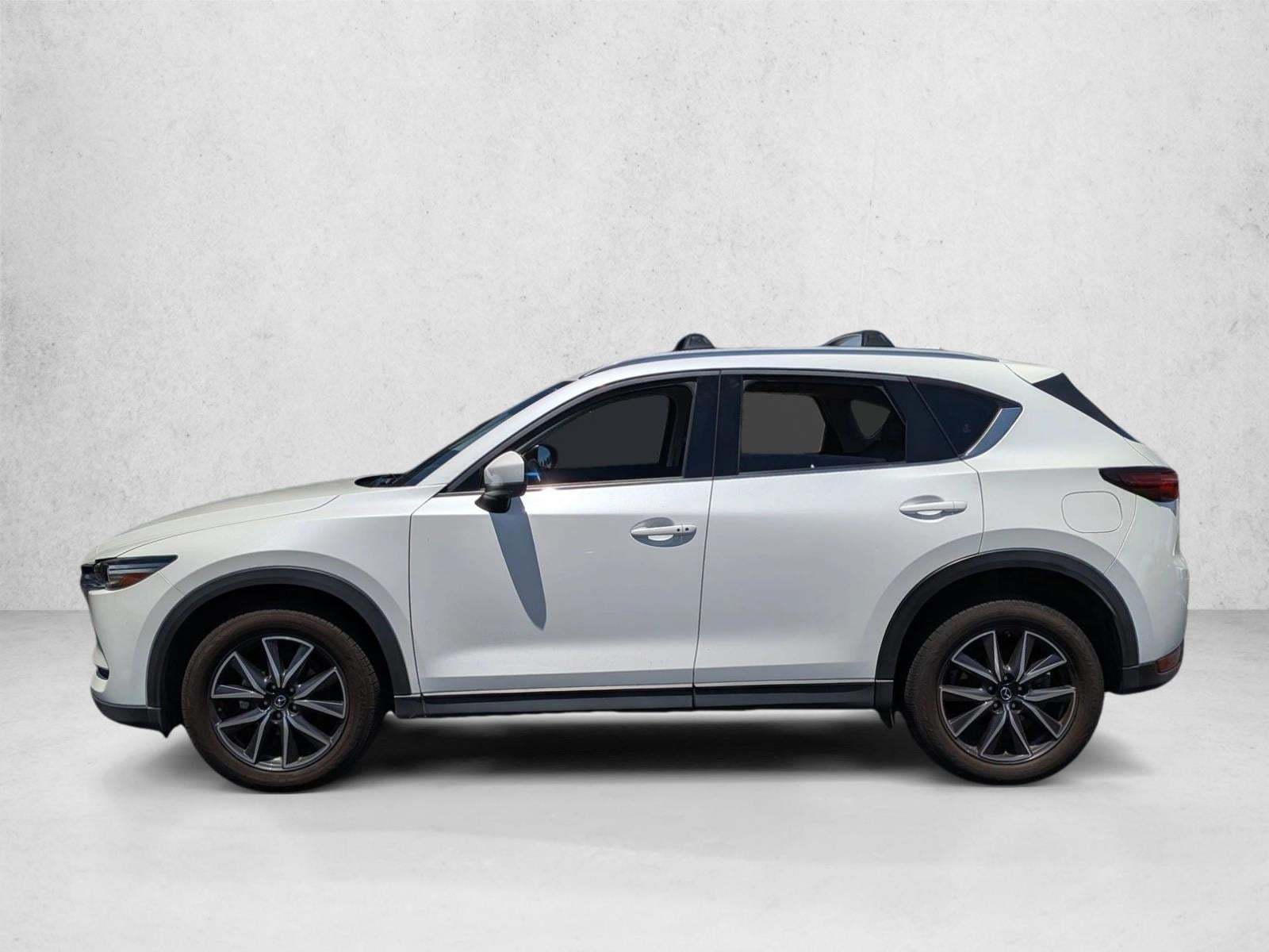 2017 Mazda Mazda CX-5 Grand Touring photo 2