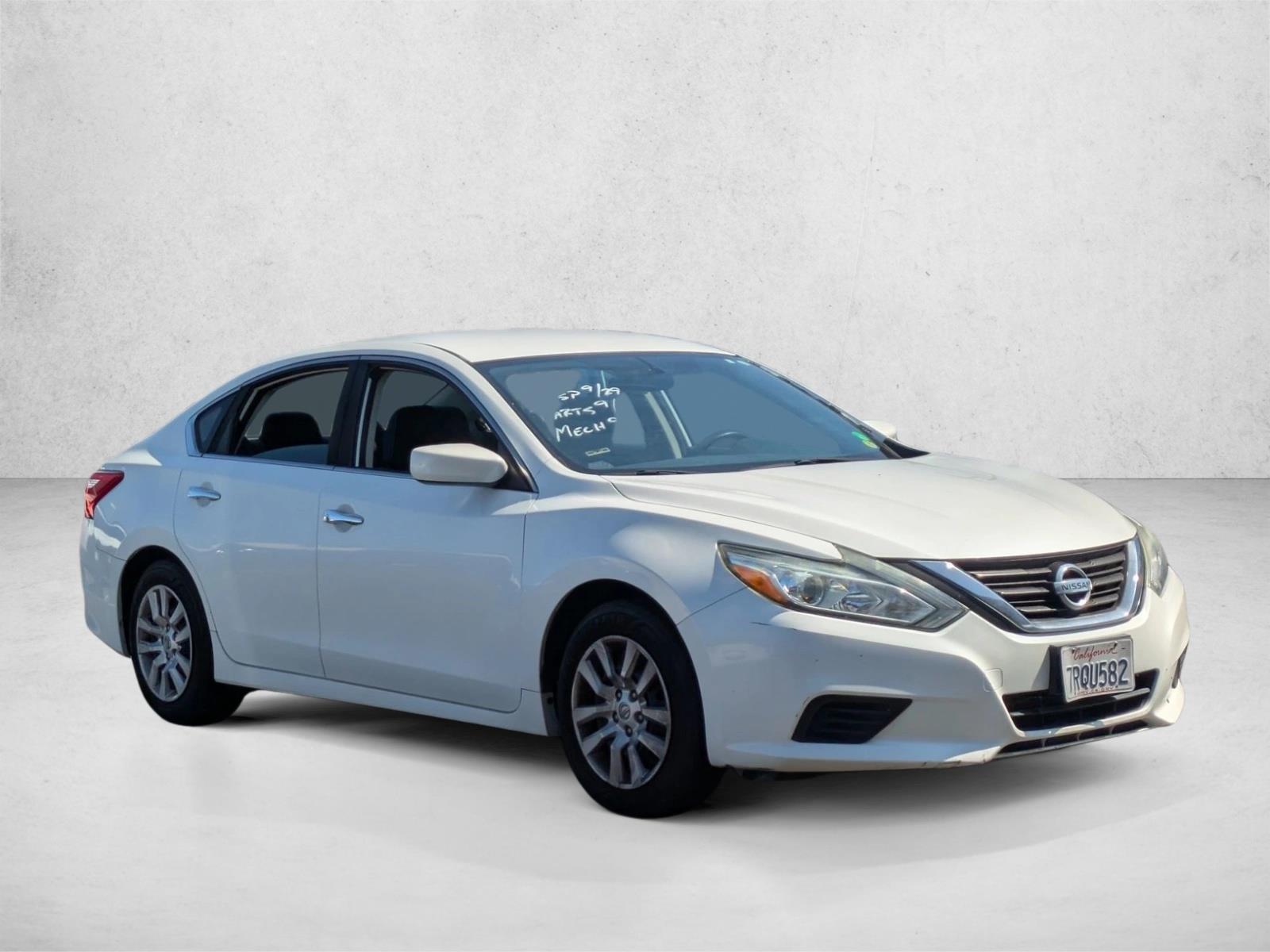 2016 Nissan Altima 2.5 S photo 3