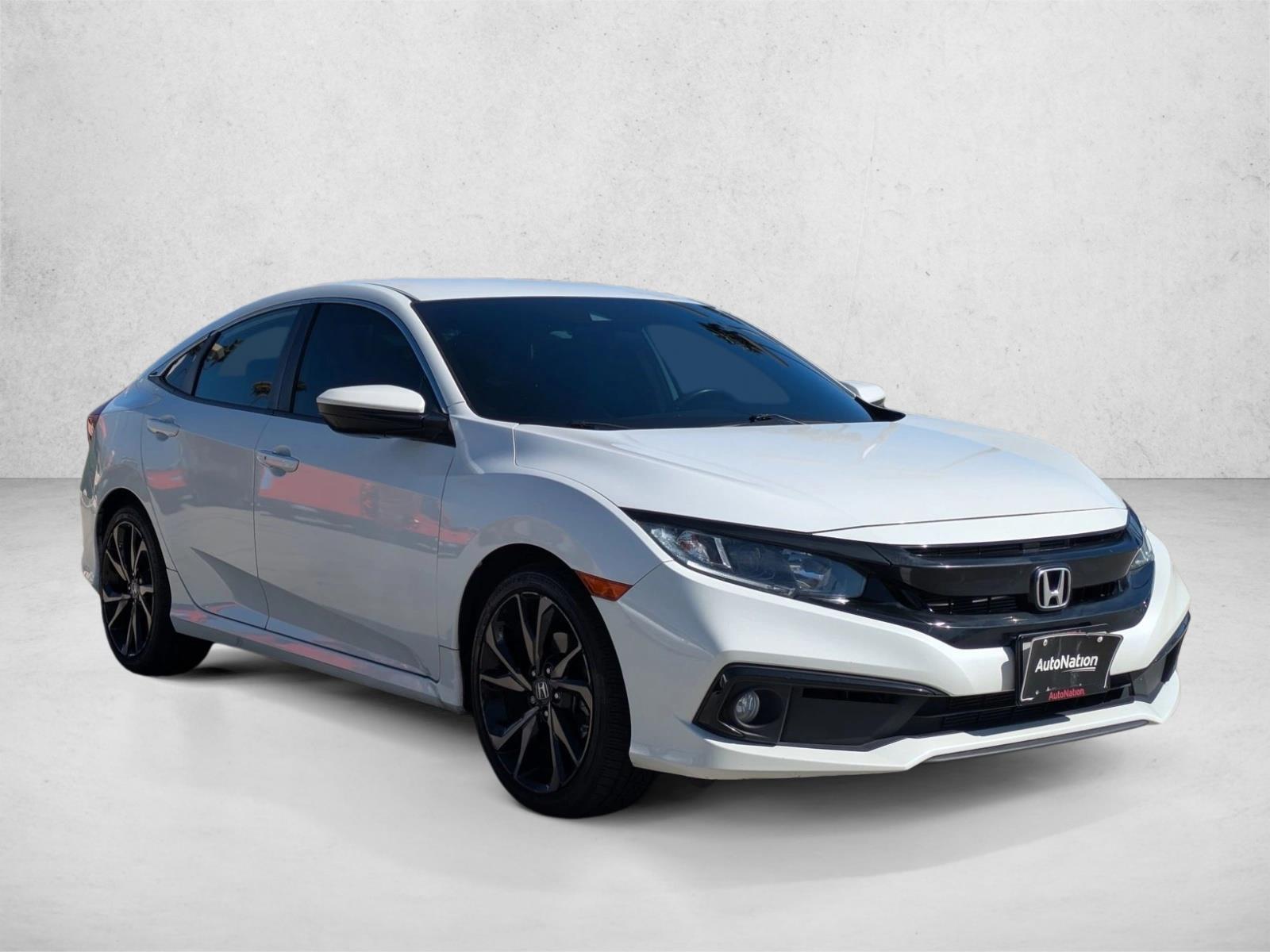 2019 Honda Civic Sport photo 3