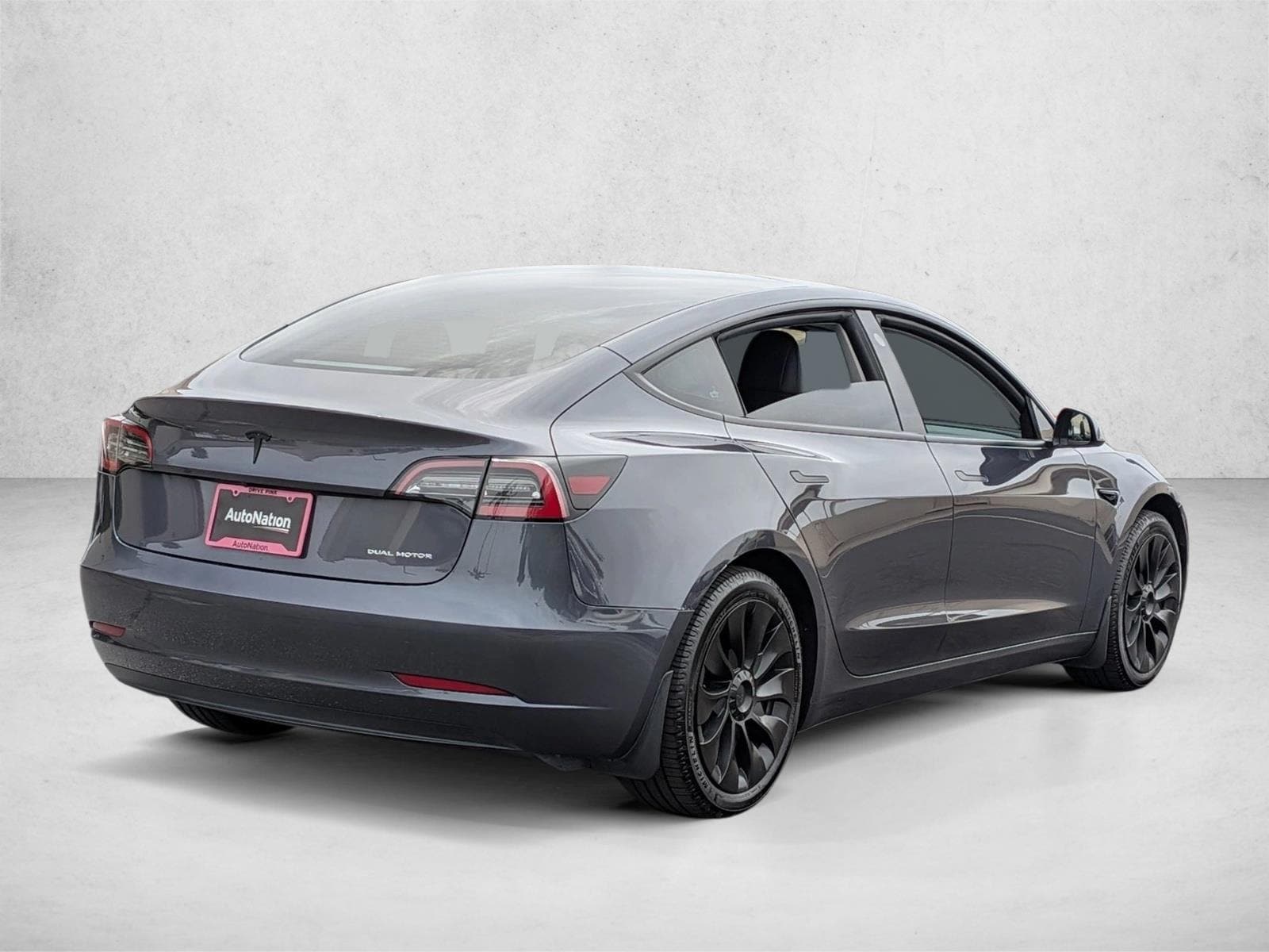 2023 Tesla Model 3 Long Range photo 5