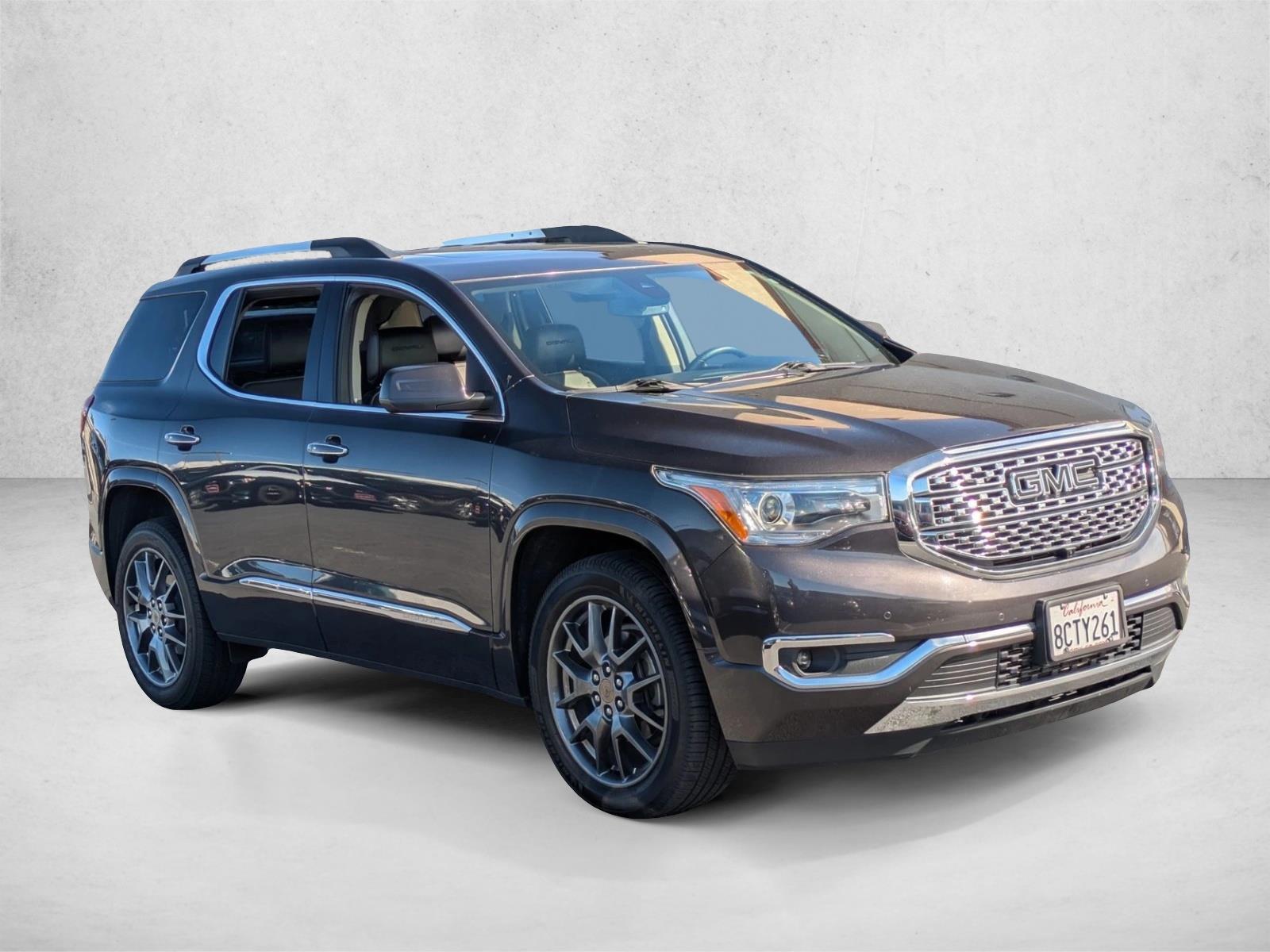 2018 Gmc Acadia Denali photo 3