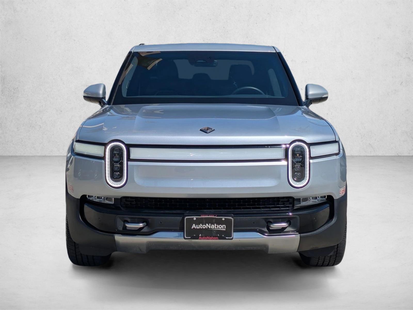 2023 Rivian R1T Adventure photo 2