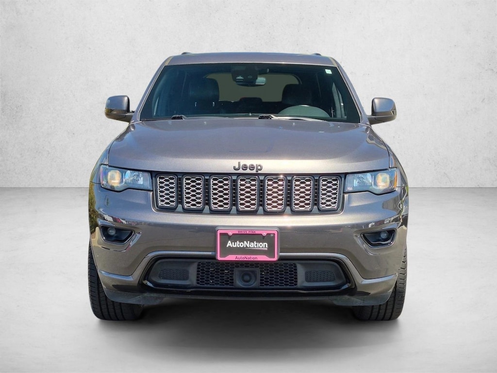 Used 2021 Jeep Grand Cherokee Laredo SUV