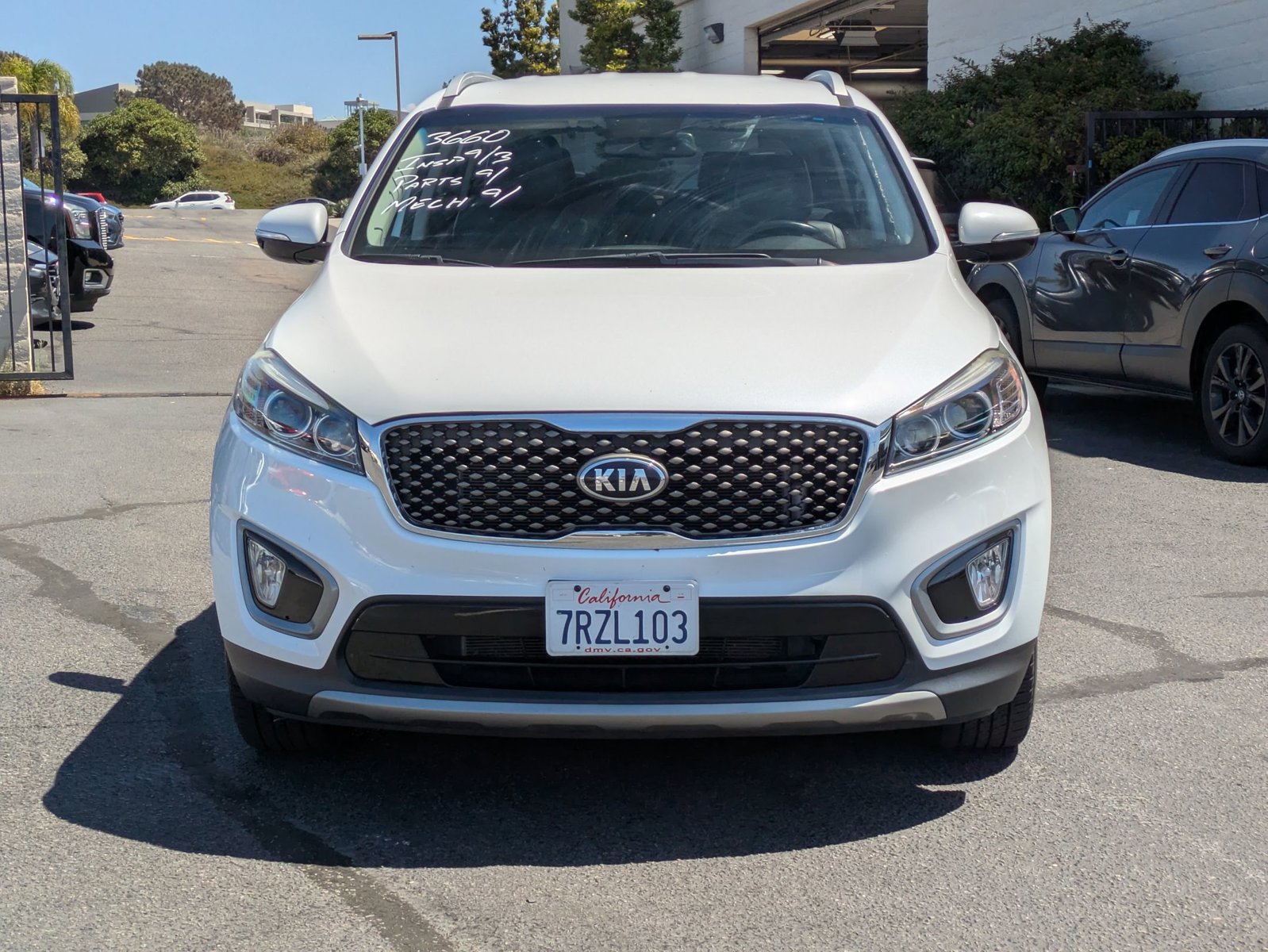 2016 Kia Sorento EX photo 2