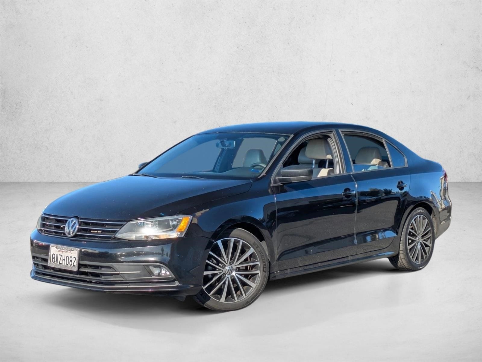 2015 Volkswagen Jetta Sport's photo