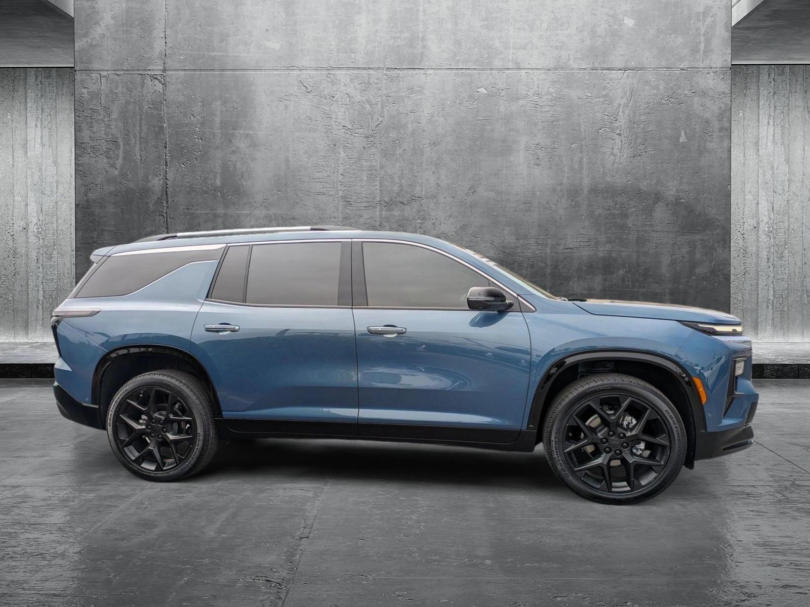 2025 Chevrolet Traverse High Country photo 4