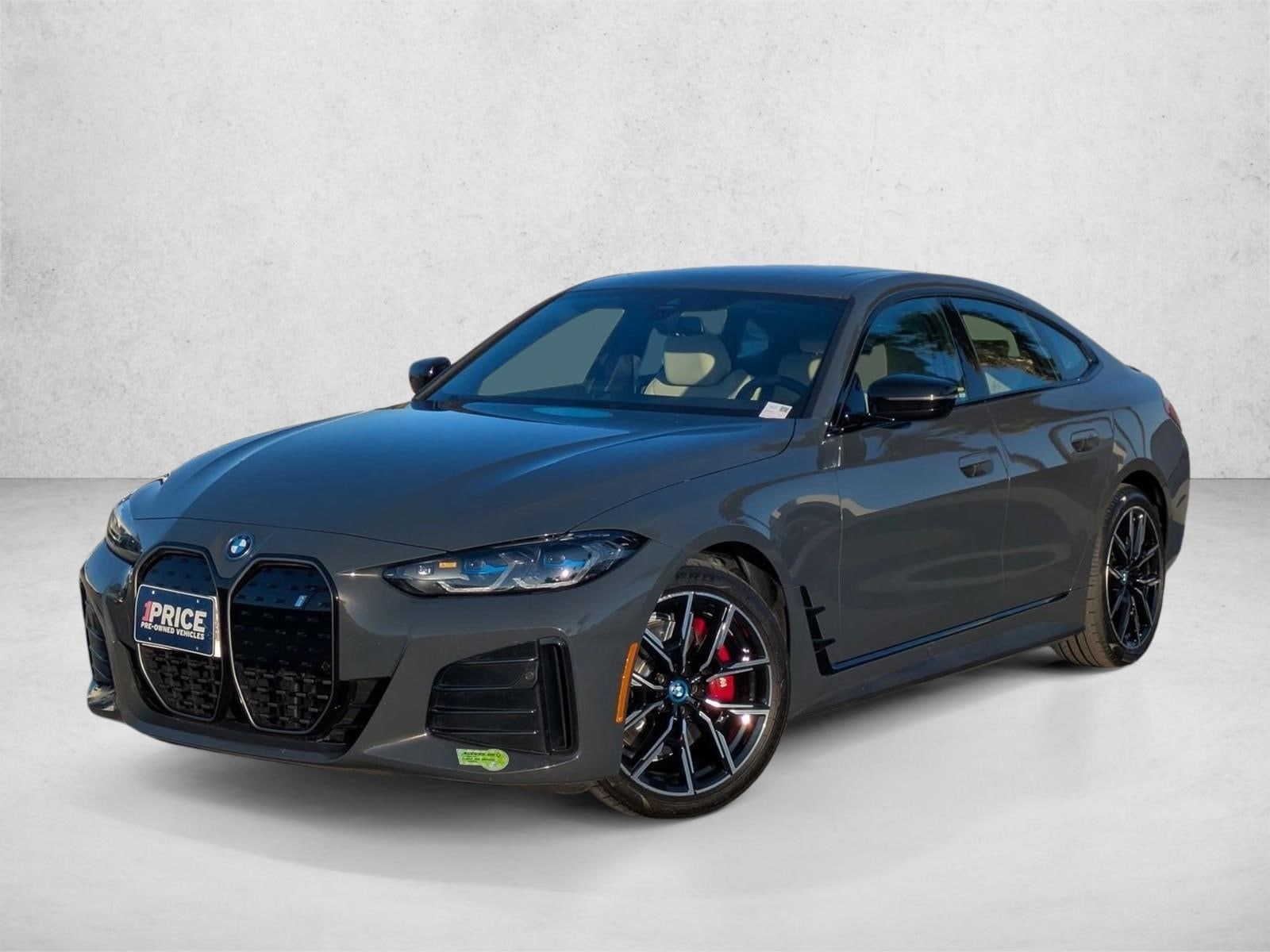 2023 BMW i4 40's photo