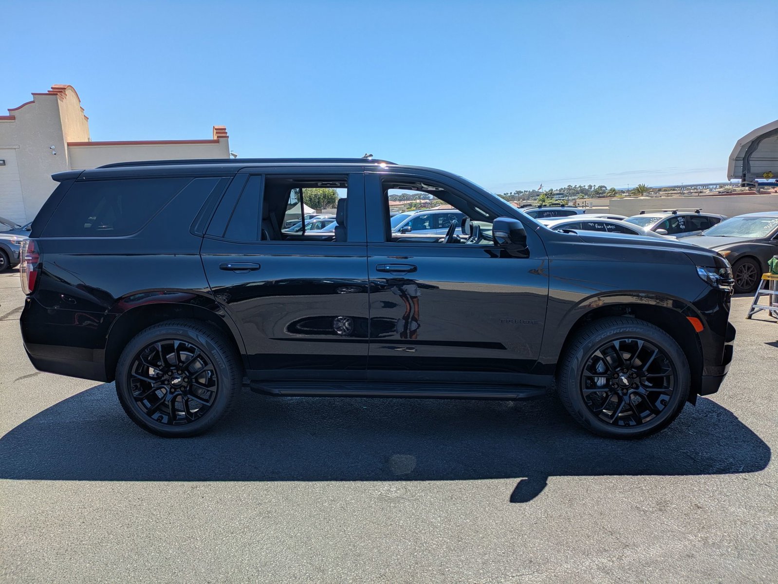 2023 Chevrolet Tahoe RST photo 4