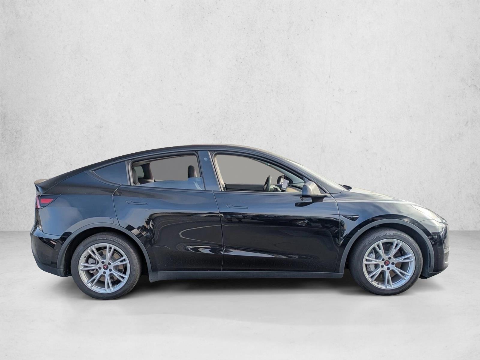 2021 Tesla Model Y Long Range photo 4