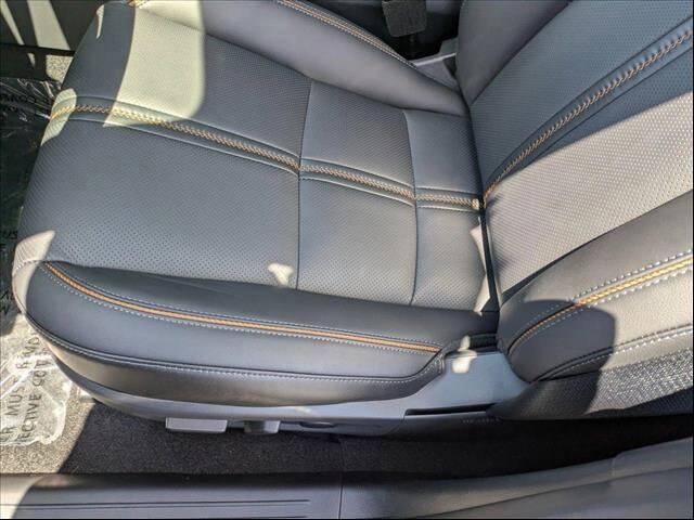 2025 Mazda CX-50 Premium Plus photo 4