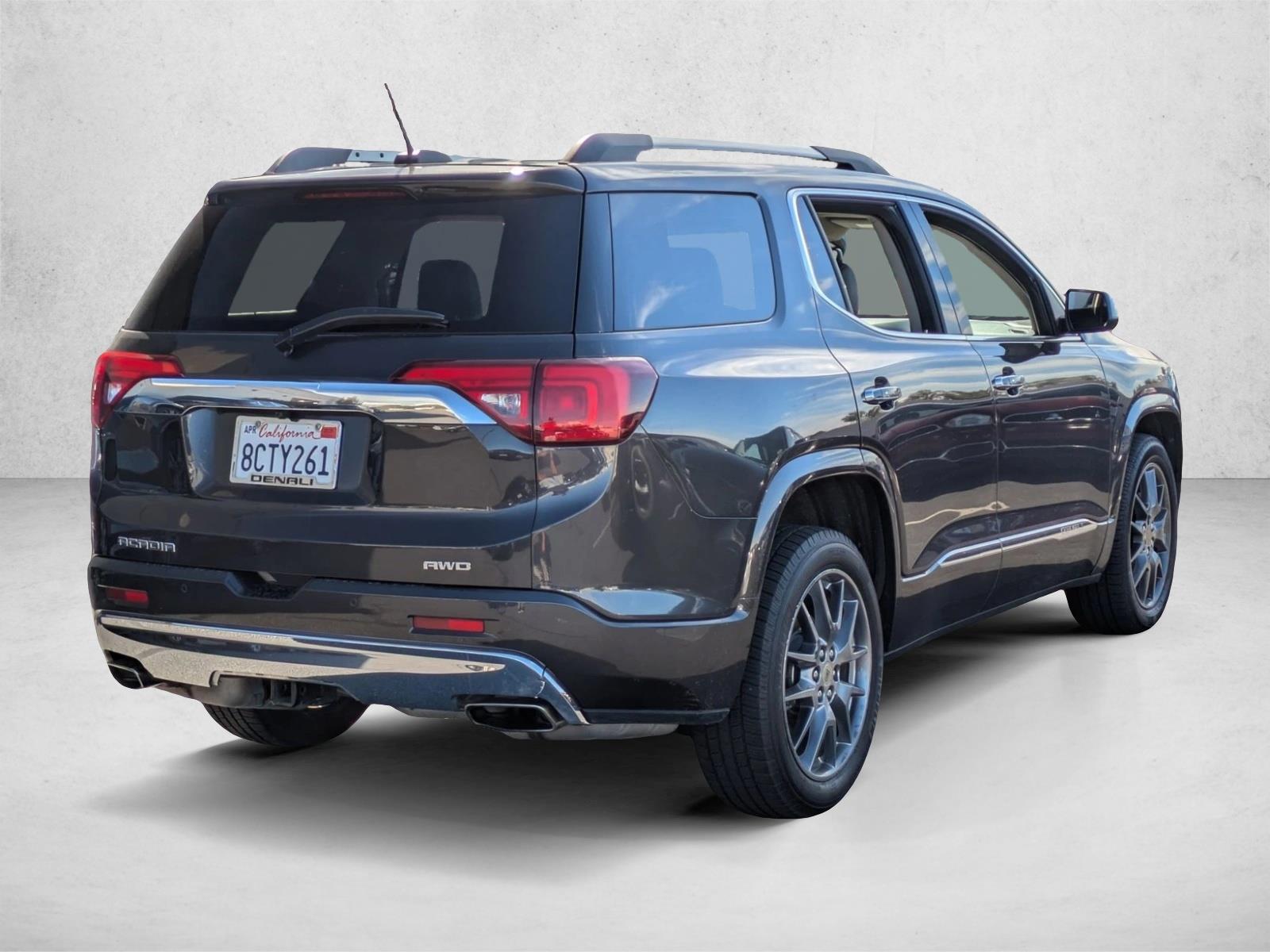 2018 Gmc Acadia Denali photo 4