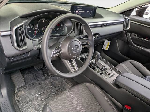 2025 Mazda CX-50 2.5 Select photo 3