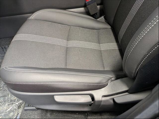 2025 Mazda CX-50 2.5 Select photo 4