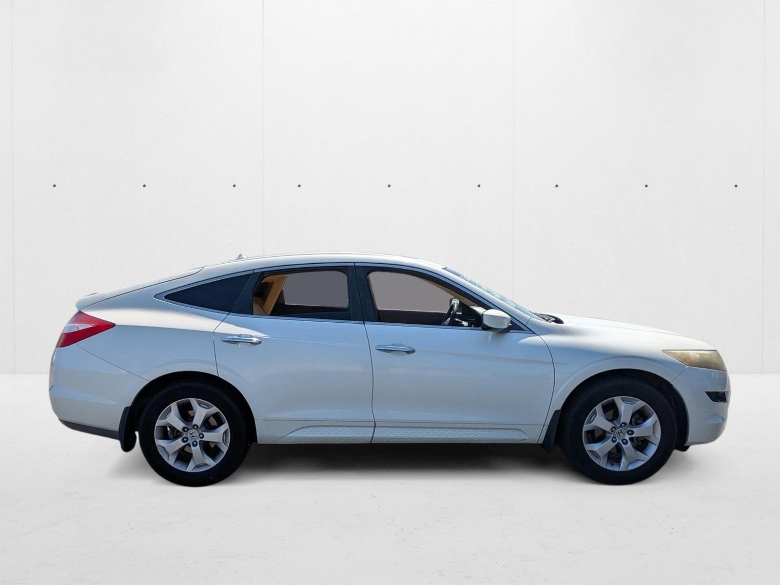 2010 Honda Crosstour EX-L photo 3