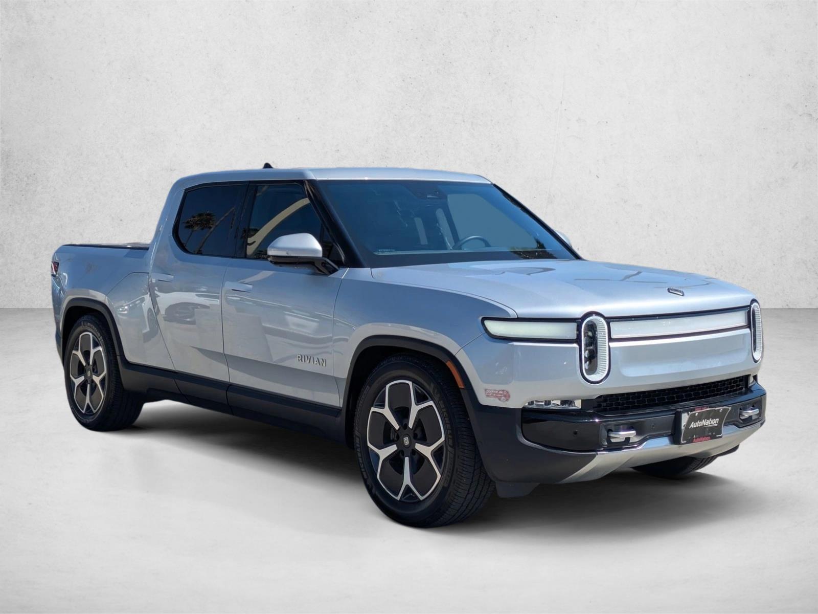 2023 Rivian R1T Adventure photo 3