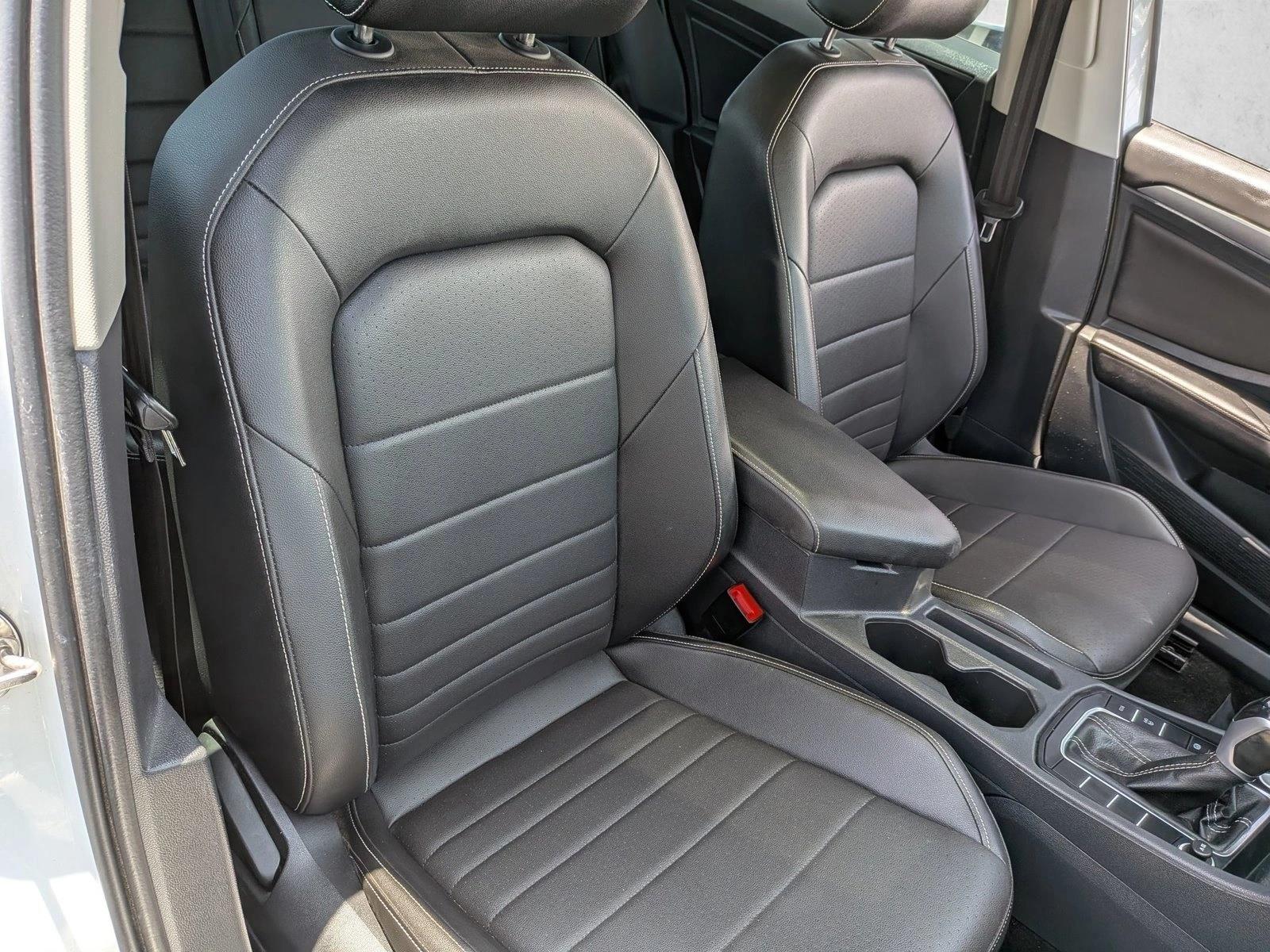 2022 Volkswagen Jetta SE - Photo 22