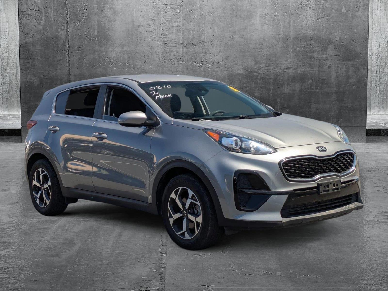 2022 Kia Sportage LX photo 3
