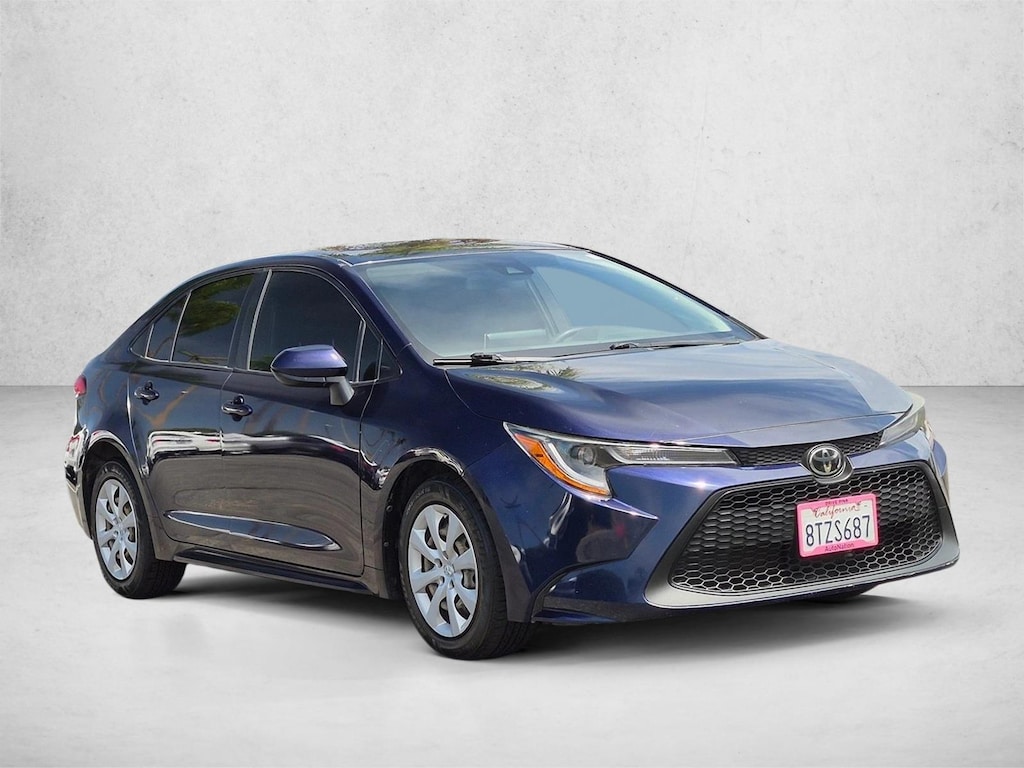 Used 2021 Toyota Corolla LE Sedan