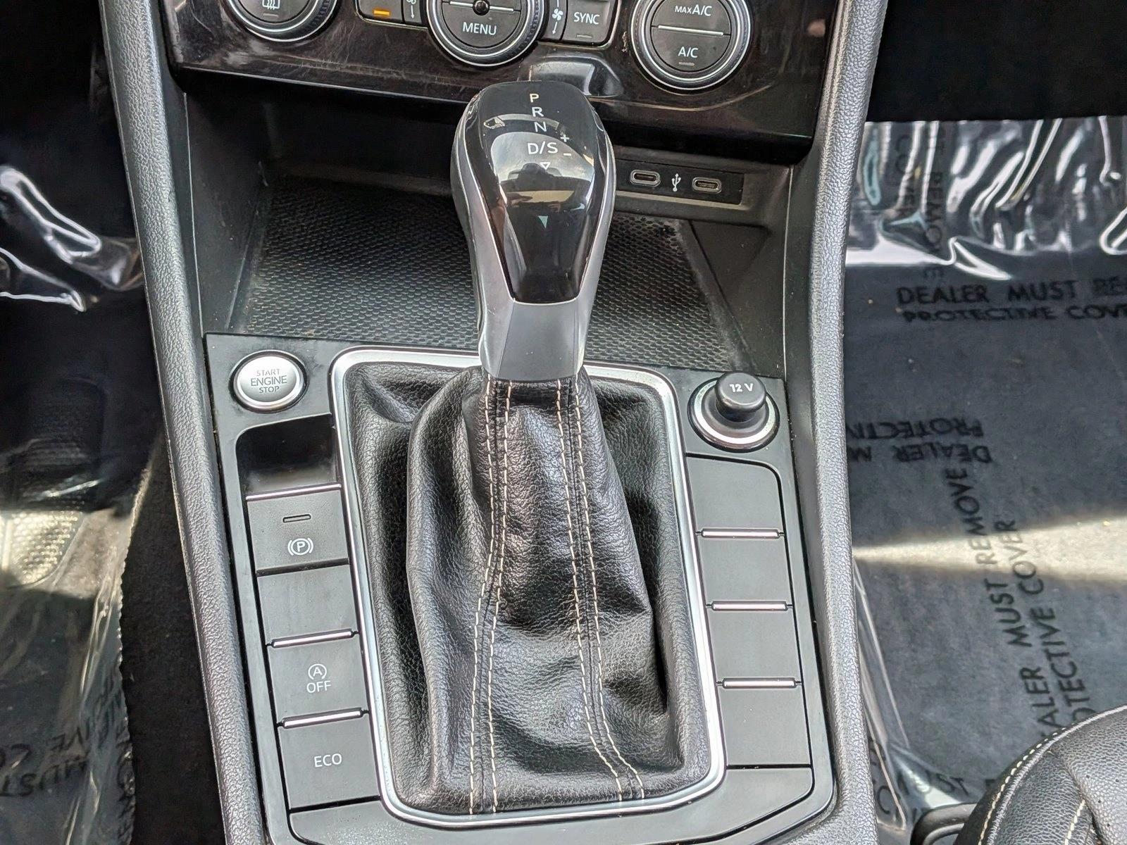 2022 Volkswagen Jetta SE - Photo 14