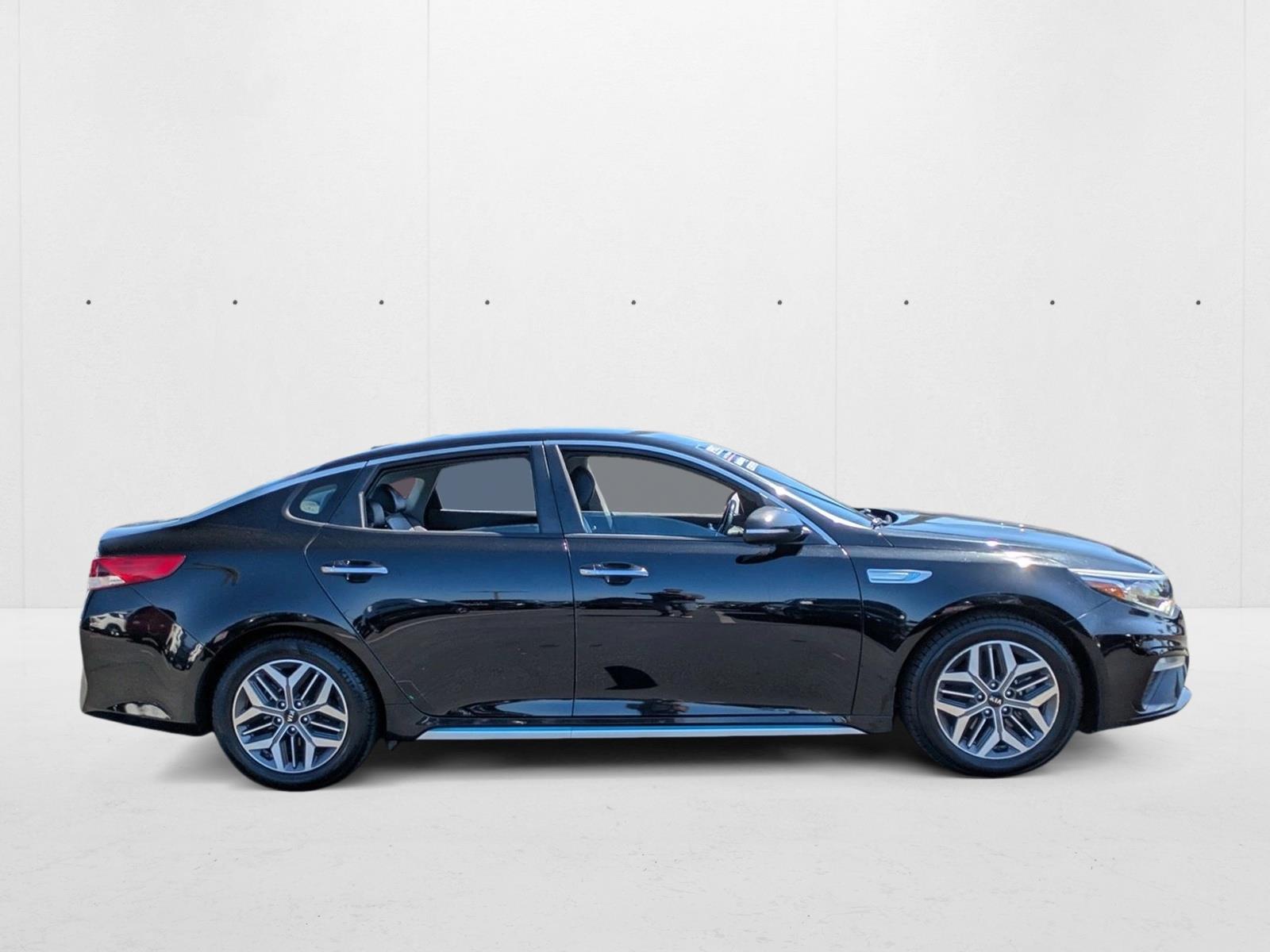 2020 Kia Optima Hybrid EX photo 2