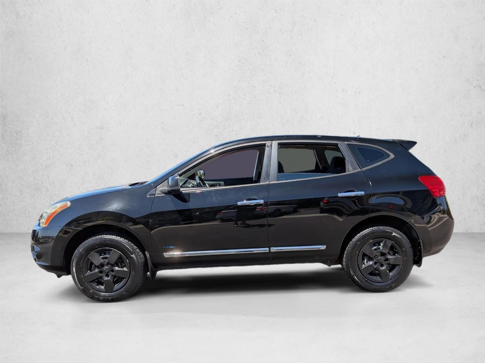 2011 Nissan Rogue S photo 4