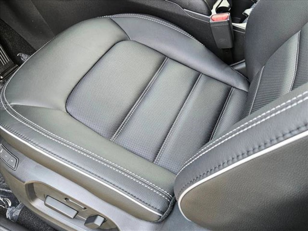 New 2025 Mazda CX-5 2.5 S Preferred AWD Sport Utility