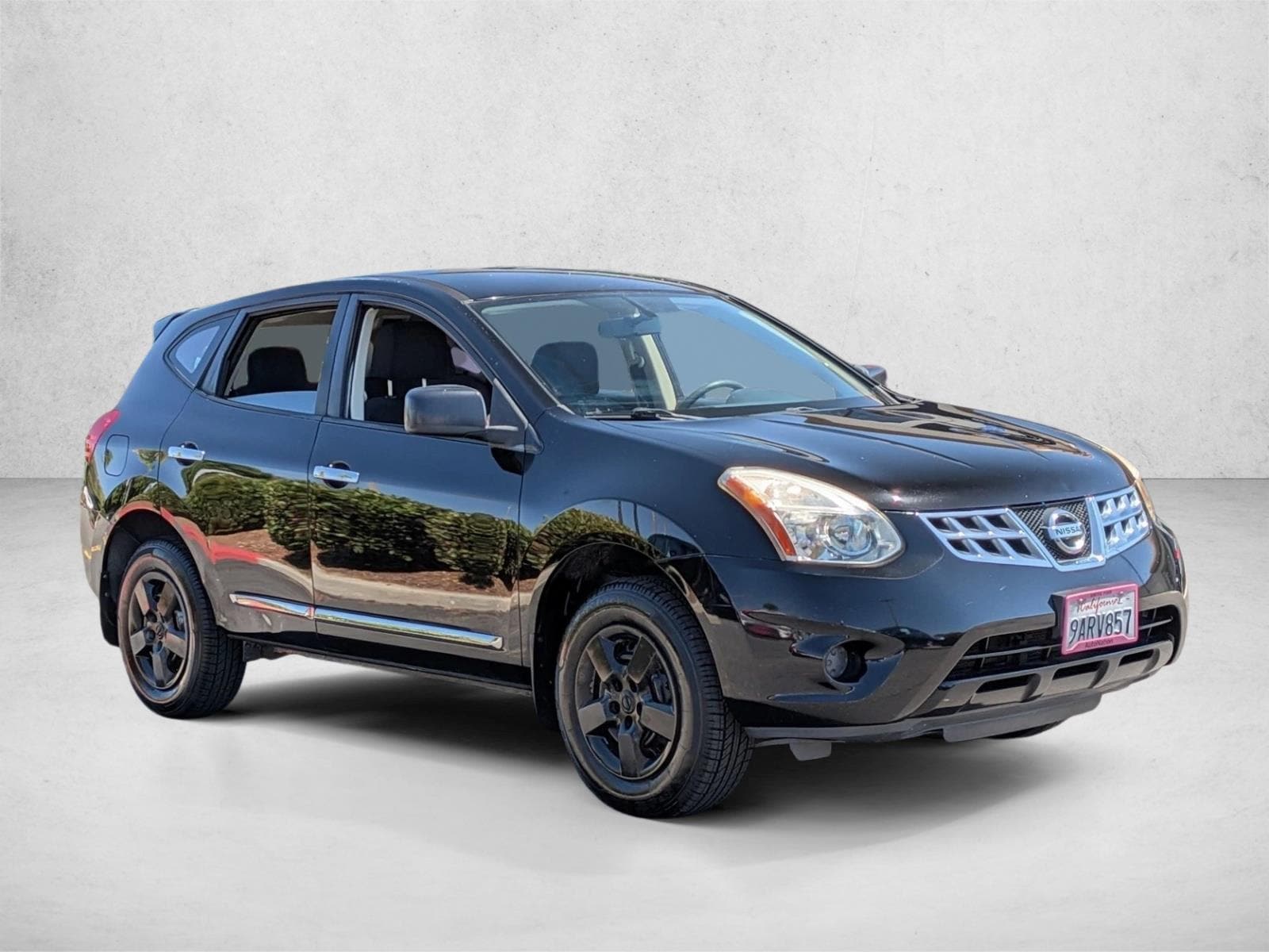 2011 Nissan Rogue S photo 3