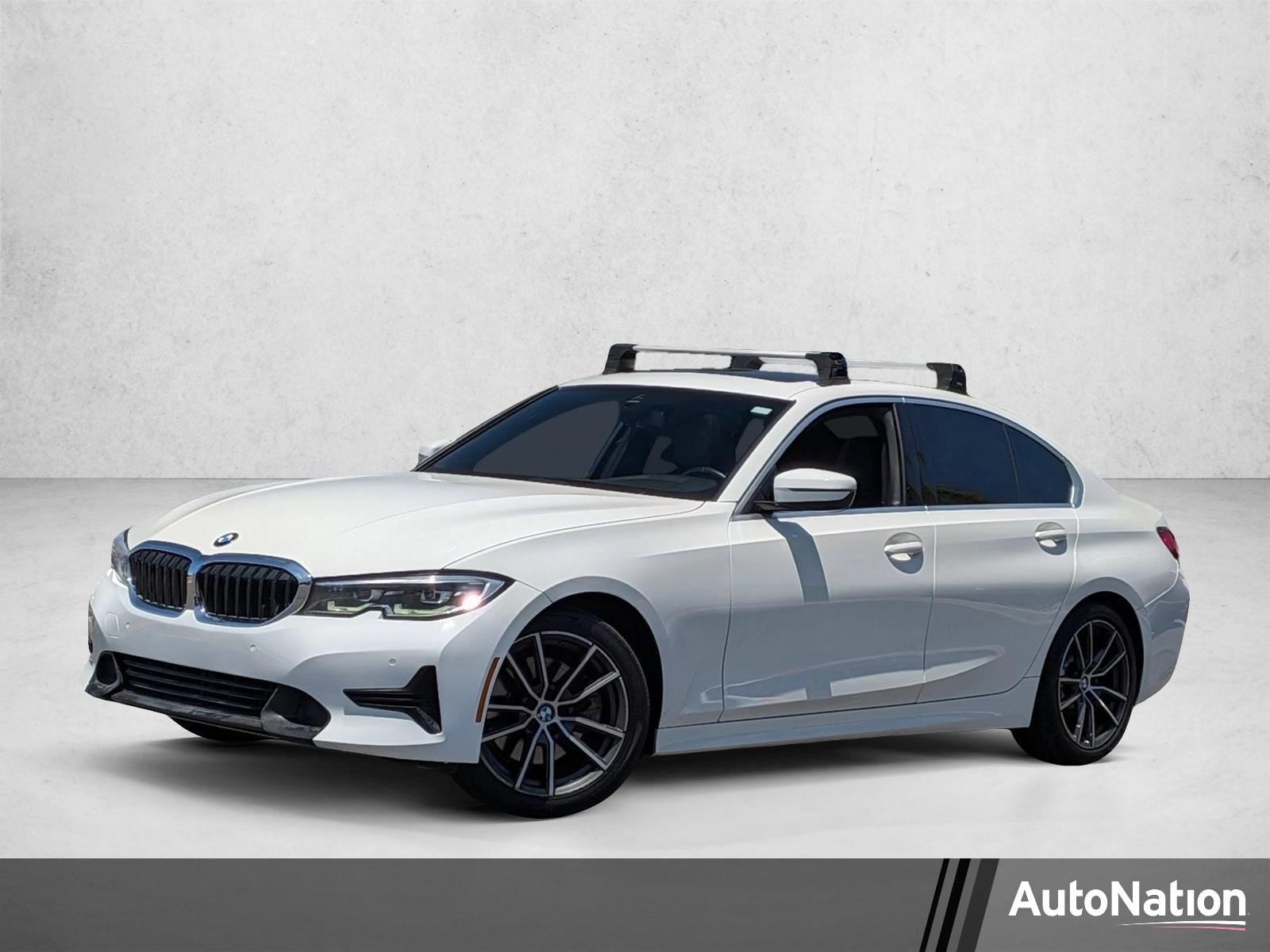 2020 BMW 3 Series 330i Sedan's photo