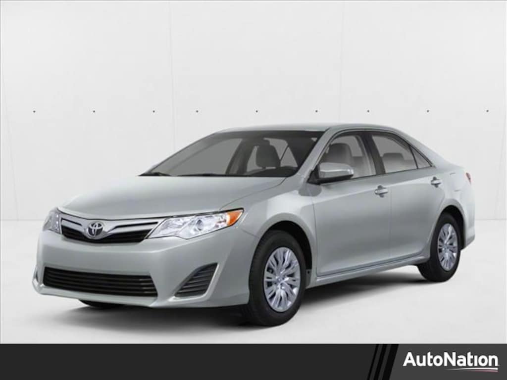 Used 2012 Toyota Camry SE Sedan