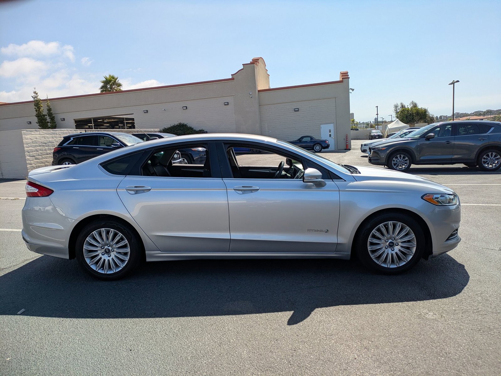 2015 Ford Fusion Hybrid SE photo 3