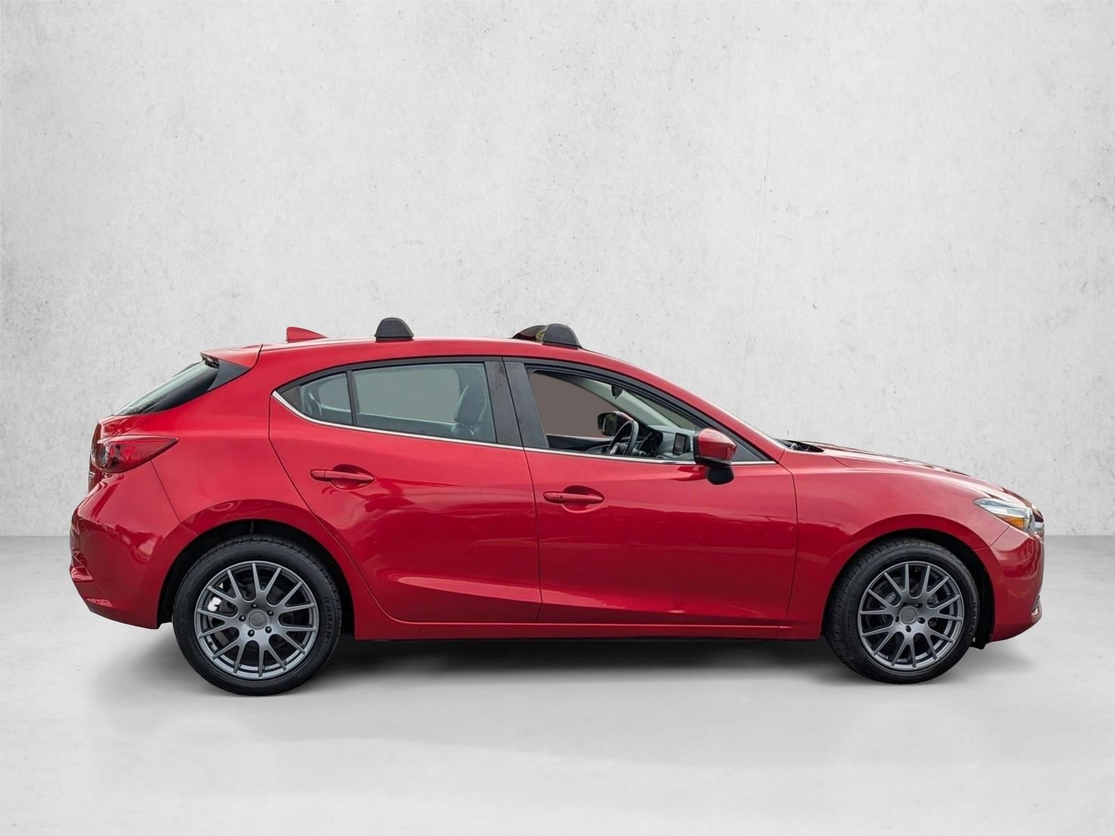 2018 Mazda Mazda3 Touring photo 4