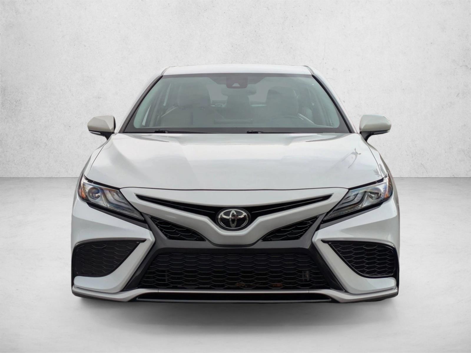 2022 Toyota Camry XSE photo 2