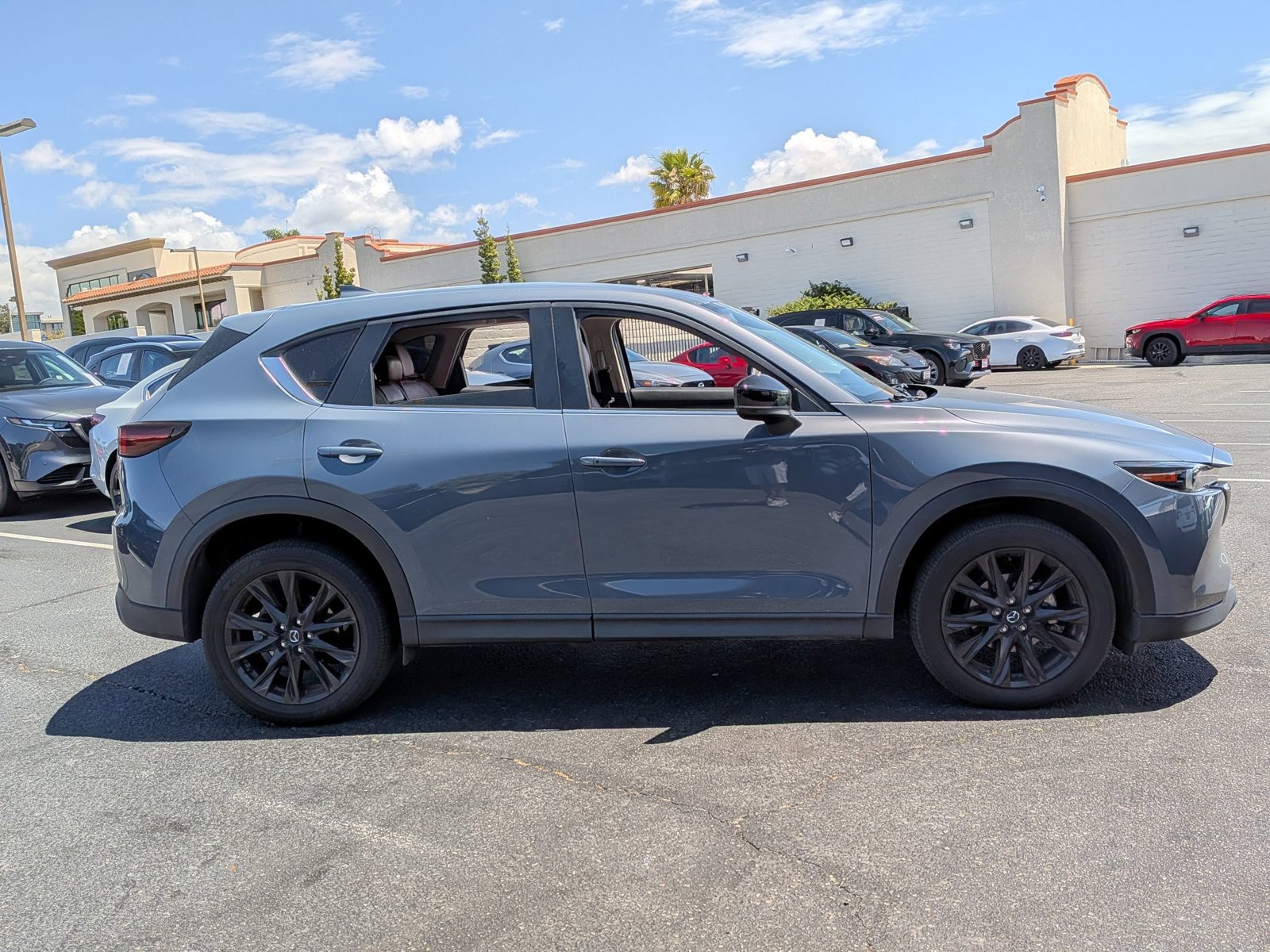2023 Mazda CX-5 2.5 S Carbon Edition photo 5