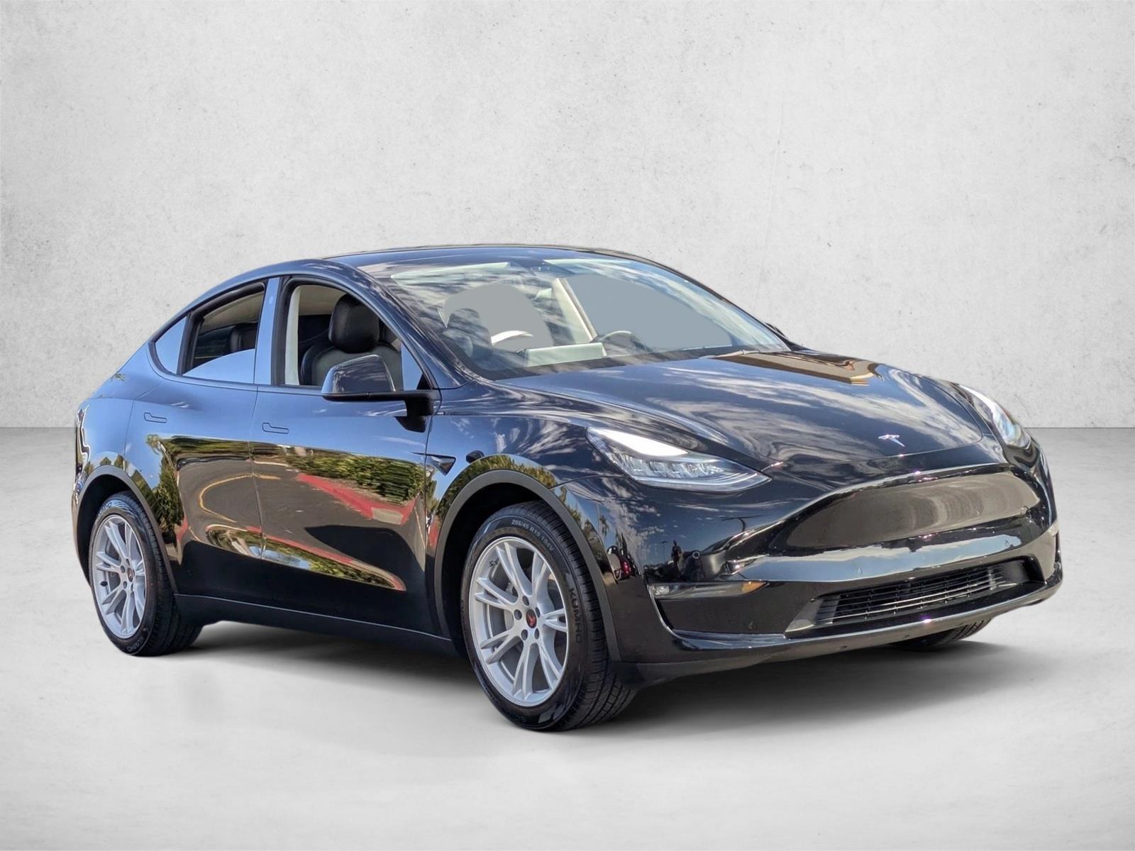 2021 Tesla Model Y Long Range photo 3