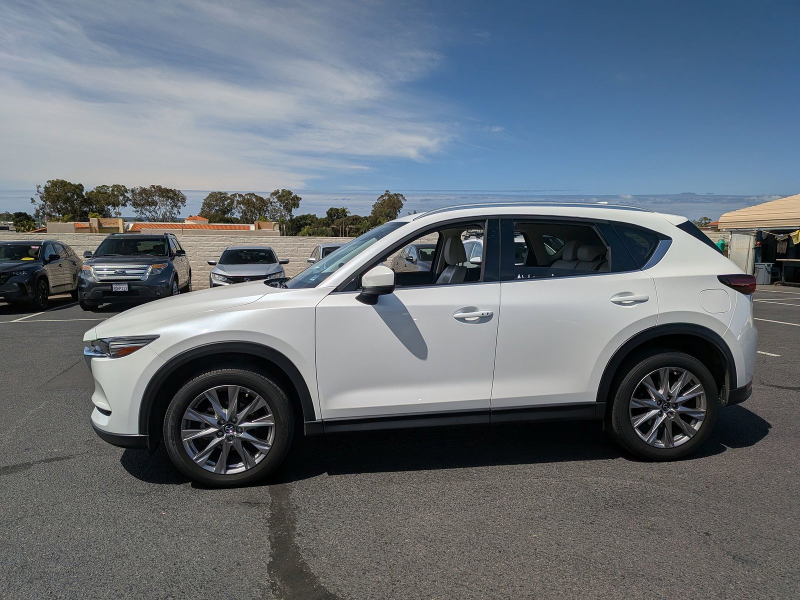 2019 Mazda Mazda CX-5 Grand Touring photo 2