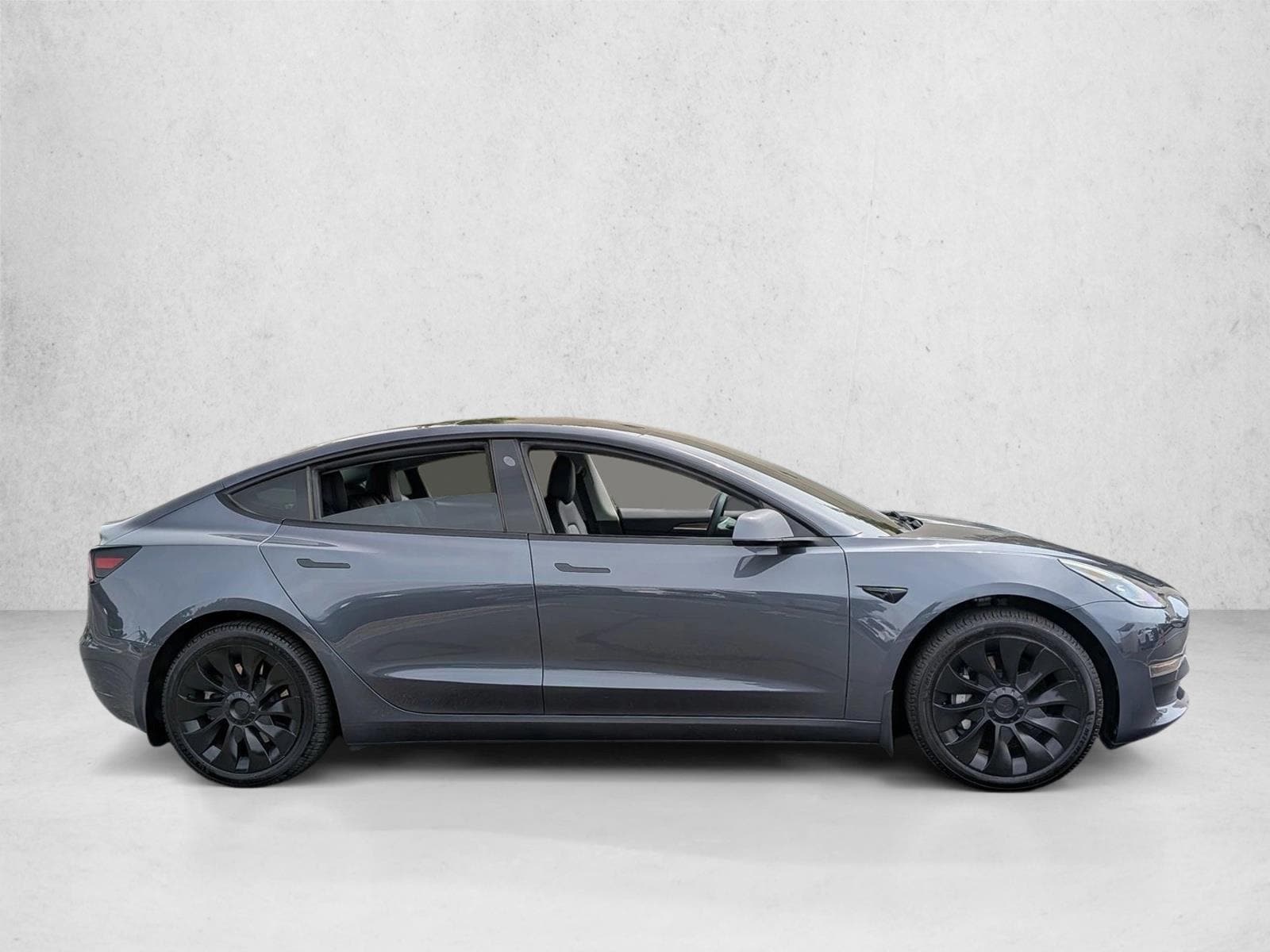 2023 Tesla Model 3 Long Range photo 4