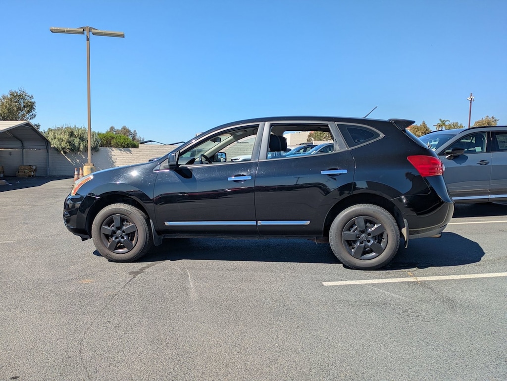 Used 2011 Nissan Rogue S SUV