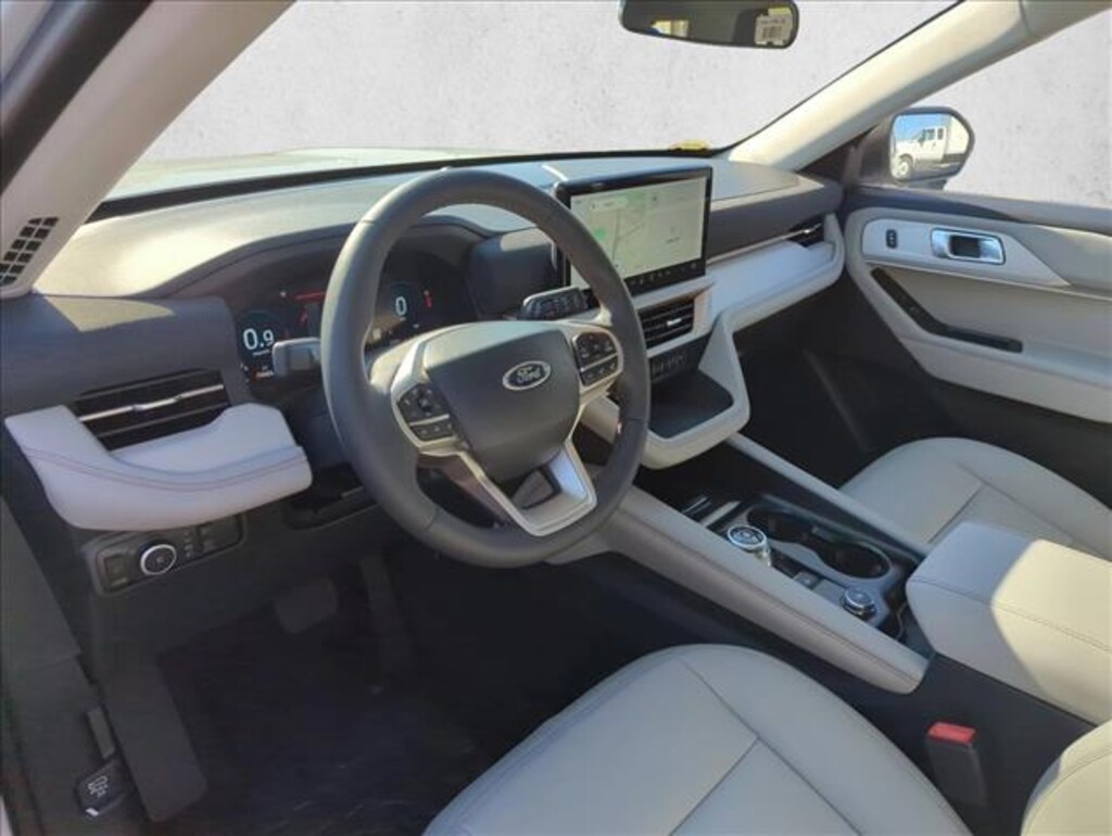 New 2025 Ford Explorer Active SUV