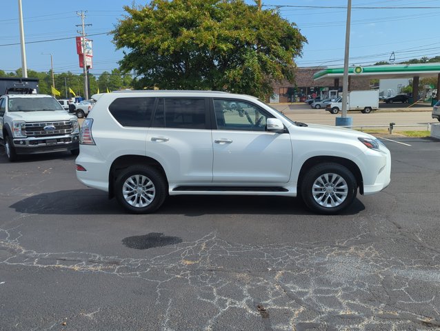 2021 Lexus GX 460 Premium photo 2