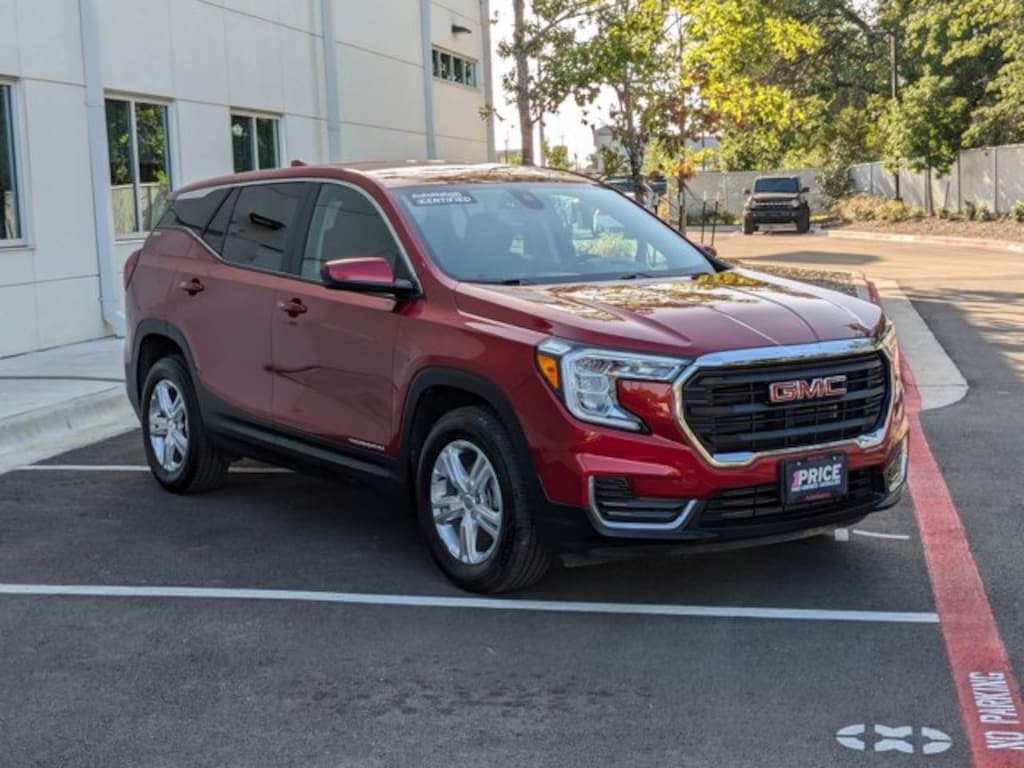 Used 2024 GMC Terrain SLE SUV