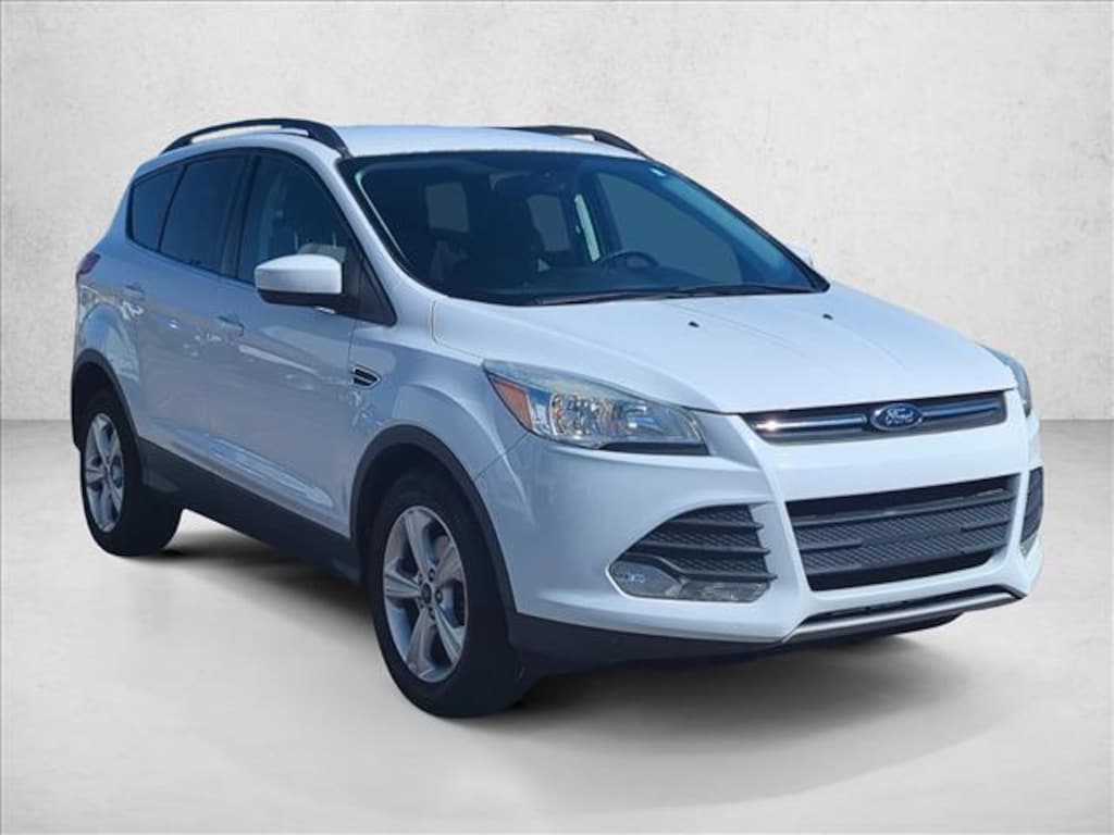Used 2016 Ford Escape SE SUV