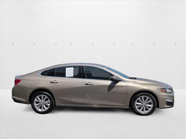 2025 Chevrolet Malibu 1LT photo 4
